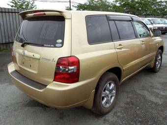 2003 Toyota Kluger V Pics