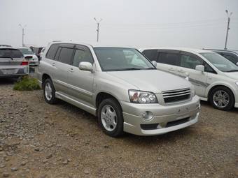 2003 Toyota Kluger V Pictures