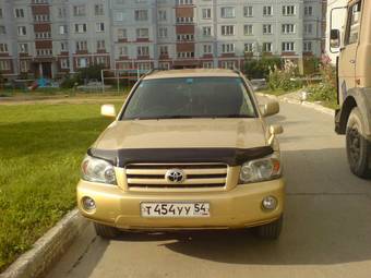 2003 Toyota Kluger V Pictures