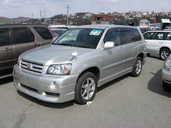 2003 Toyota Kluger V Pictures