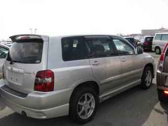 2003 Toyota Kluger V Photos