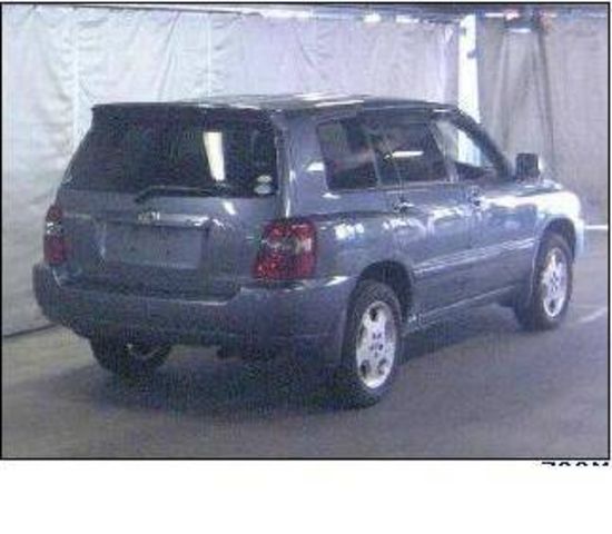 2004 Toyota Kluger V