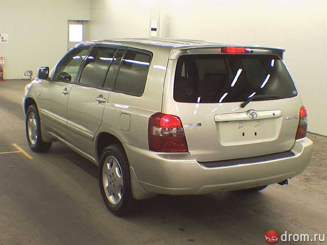 2004 Toyota Kluger V
