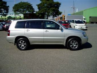 2004 Toyota Kluger V Photos