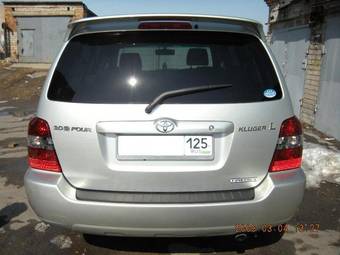 2004 Toyota Kluger V Pictures