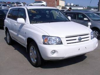 2004 Toyota Kluger V Pictures