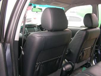 2004 Toyota Kluger V Pictures
