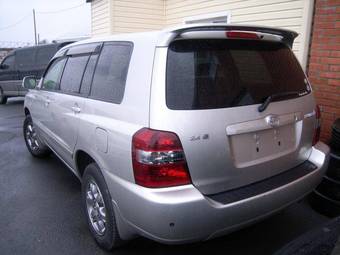2004 Toyota Kluger V Pictures