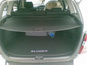 2004 Toyota Kluger V Photos