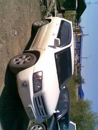 2004 Toyota Kluger V Pictures