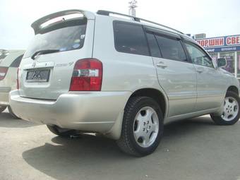 2004 Toyota Kluger V For Sale