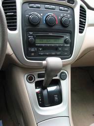 2004 Toyota Kluger V For Sale