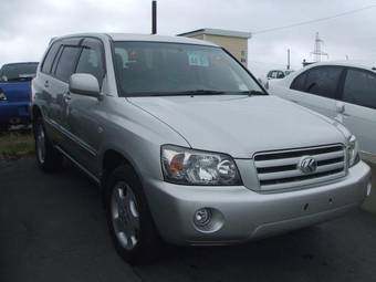 2004 Toyota Kluger V Photos