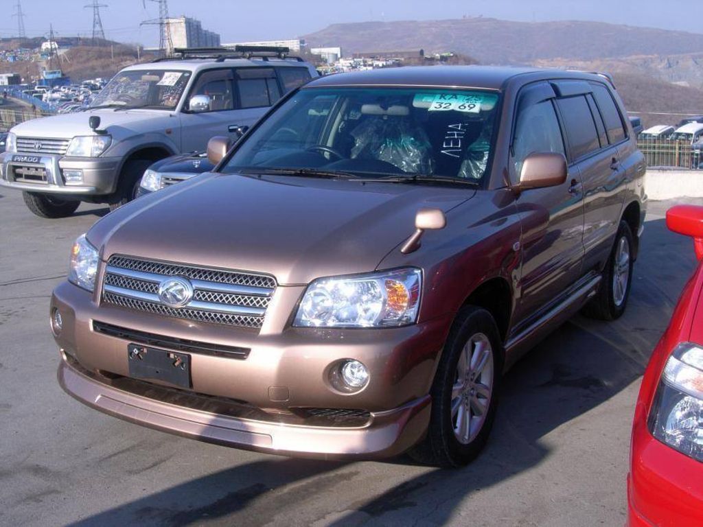 2005 Toyota Kluger V