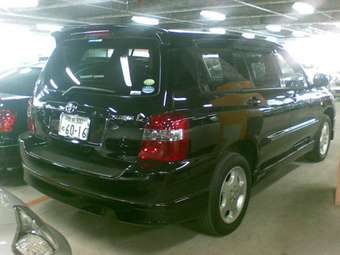 2005 Toyota Kluger V