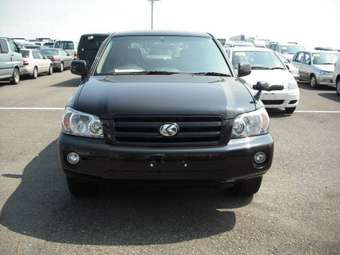 2005 Toyota Kluger V Photos