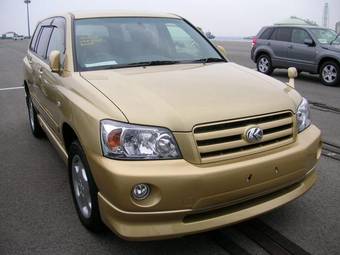 2005 Toyota Kluger V Photos