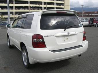 2005 Toyota Kluger V Photos