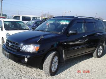 2005 Toyota Kluger V Photos