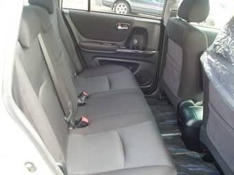 2005 Toyota Kluger V Pictures