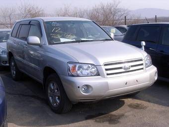 2005 Toyota Kluger V Pics