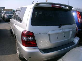 2005 Toyota Kluger V Pictures