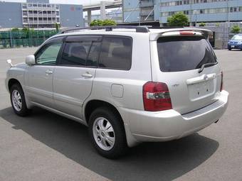 2005 Toyota Kluger V Images