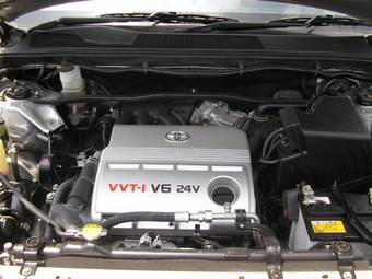 2005 Toyota Kluger V Pictures