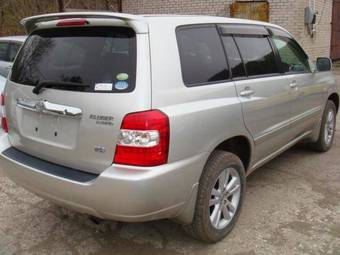 2005 Toyota Kluger V Pictures