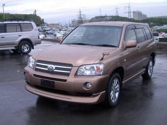 2005 Toyota Kluger V Pictures