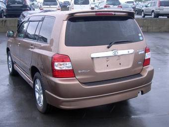 2005 Toyota Kluger V Pictures