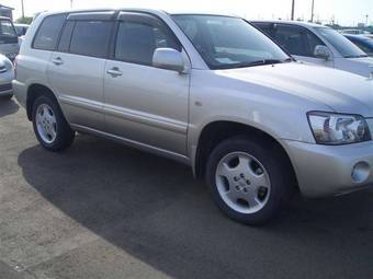 2005 Toyota Kluger V Pictures