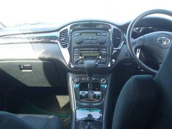 2005 Toyota Kluger V For Sale