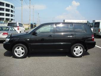 2005 Toyota Kluger V Photos