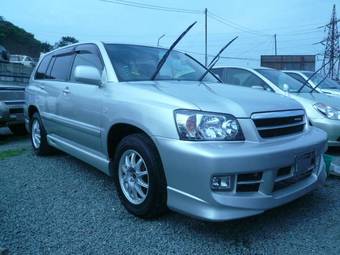 2005 Toyota Kluger V Pictures