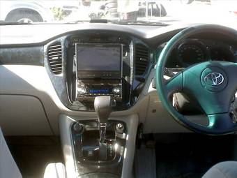 2005 Toyota Kluger V For Sale