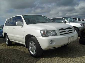 2005 Toyota Kluger V Pictures