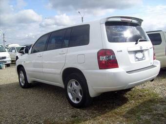 2005 Toyota Kluger V Photos