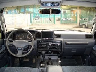 1995 Toyota Land Cruiser Pictures