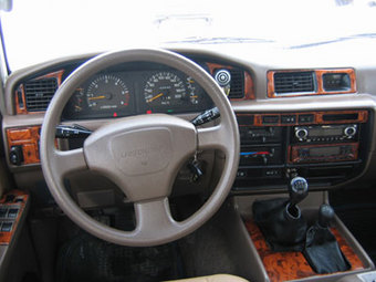 1996 Toyota Land Cruiser Pics