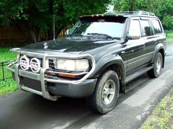 1997 Toyota Land Cruiser Pics