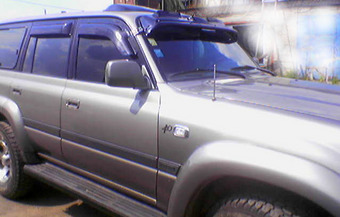 1997 Toyota Land Cruiser Pictures