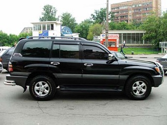 1998 Toyota Land Cruiser Pictures