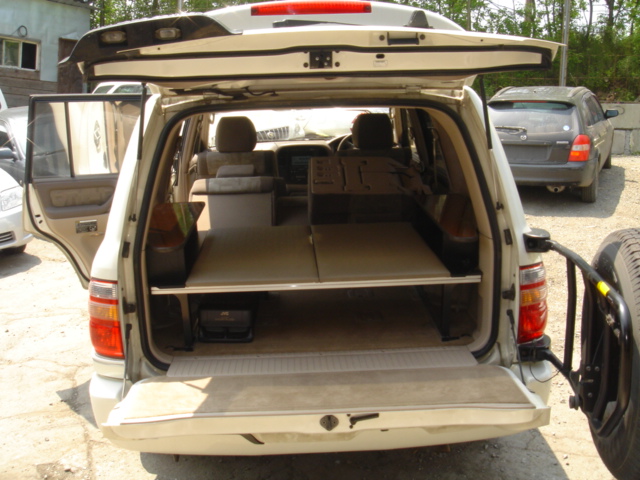 1998 Toyota Land Cruiser Photos