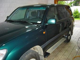 1998 Toyota Land Cruiser Pictures