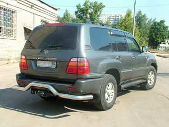 1998 Toyota Land Cruiser Pictures