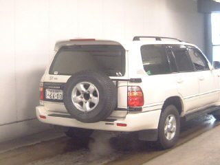 1998 Toyota Land Cruiser Pictures