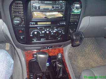 1998 Toyota Land Cruiser Pictures