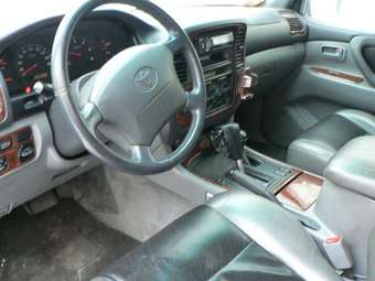 1998 Toyota Land Cruiser Pictures