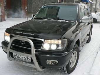 1998 Toyota Land Cruiser Photos